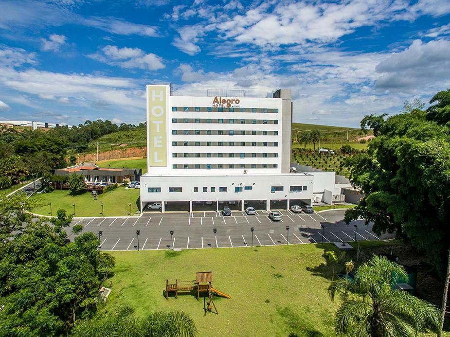 Alegro Hotel 雅里努 外观 照片